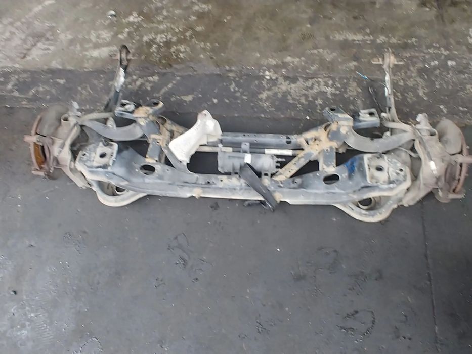 punte spate 1.6b ford focus 3 scurt