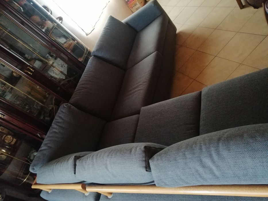 Продавам ъглов диван