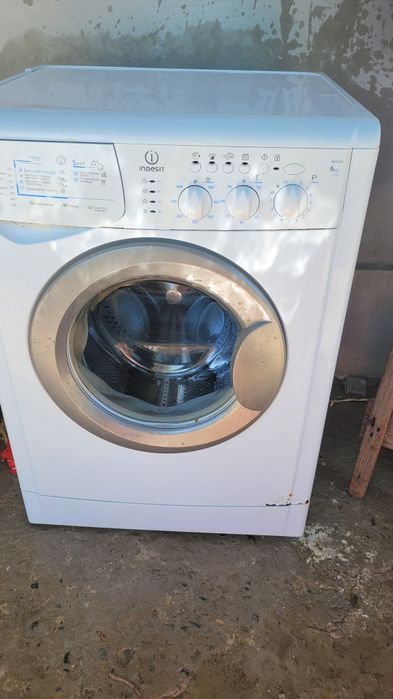 Kirmoshina indesit  yaxshi ishlidi