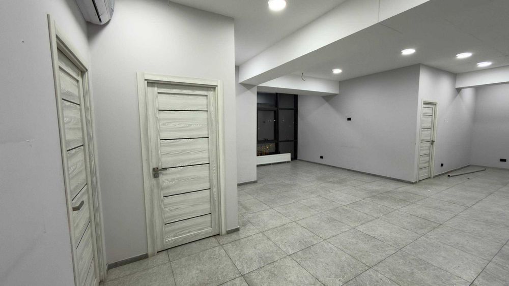 Офис в бизнес-центре ул.Айбек МЦ Шох 3-этаж 91 м² евроремонт лифт