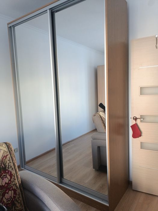 Продам шкаф купе в отличном состоянии