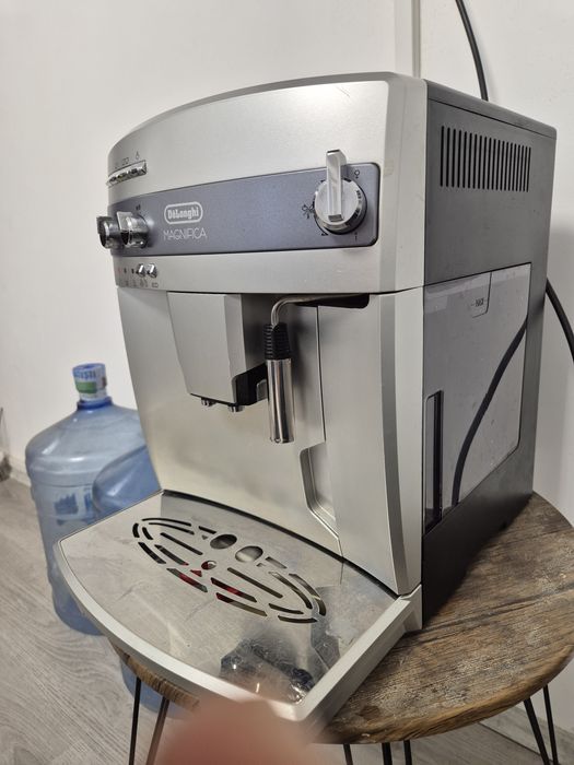 Expresor DeLonghi Automat