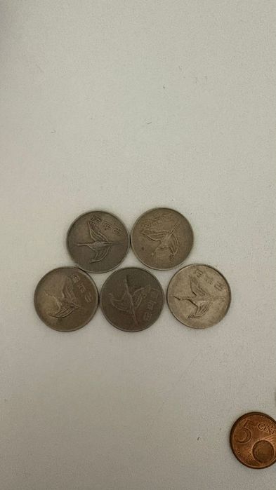 Продам разные монеты