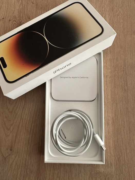 Iphone 14 max pro gold