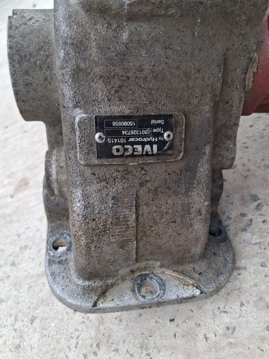 Priza si pompa iveco daily .