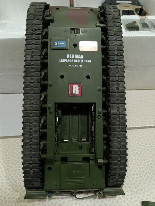 Танк на радиоуправлении VSTANK