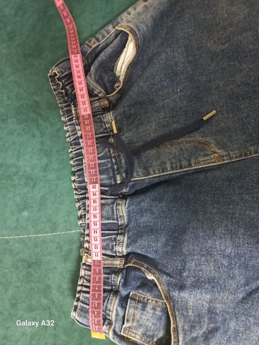 Продам джинсовые брюки