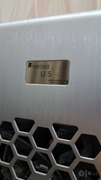 Кейс Jonsbo U5 Silver