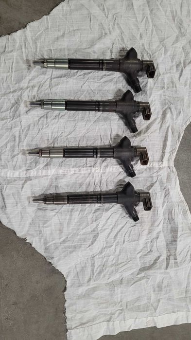 Оригинални дюзи за Toyota avensis T27 2.0 d4d 126к.с