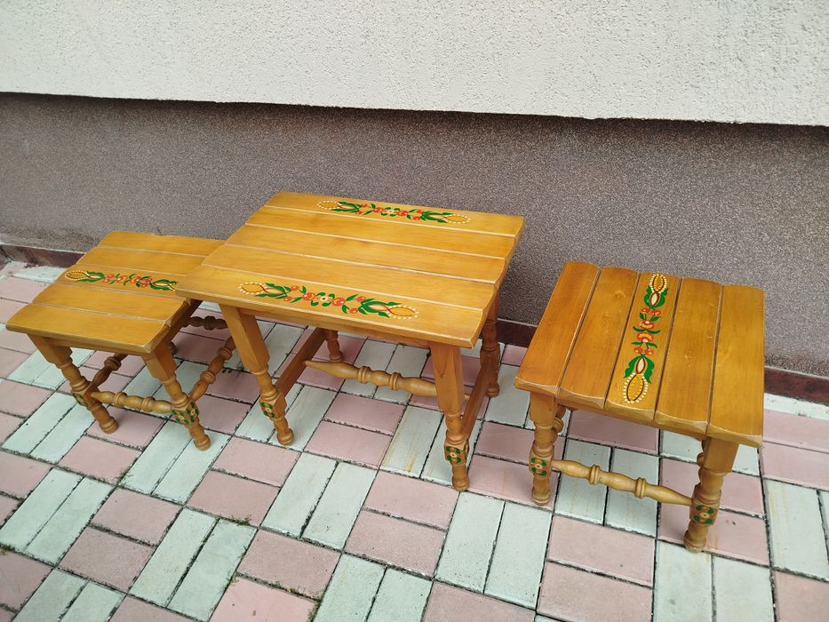 Măsuță cu doua scaune