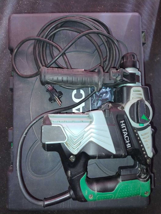 DH 28 PD HITACHI rotopercutor SDS- plus, 3,5 J, cu aspirator praf