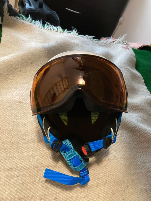 Ски каска детска Uvex с визьор 54-56см