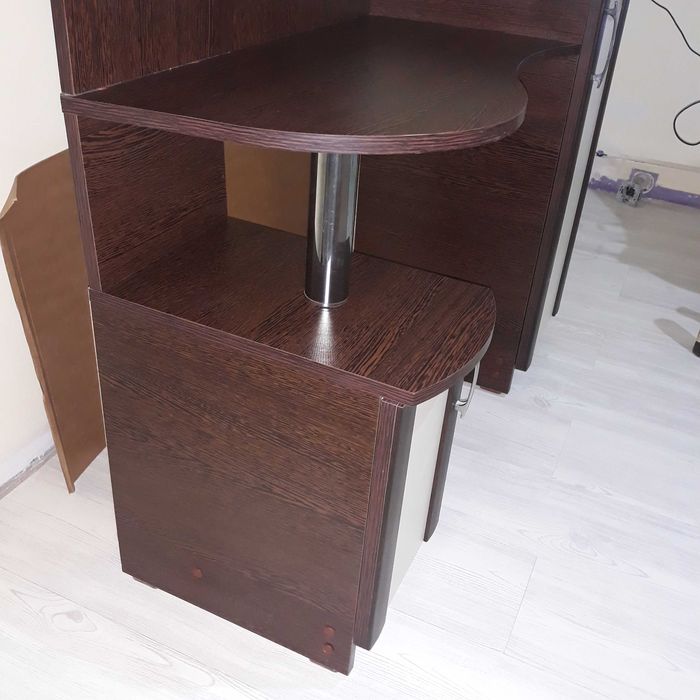 Masa de toaleta cu oglinda si sertare