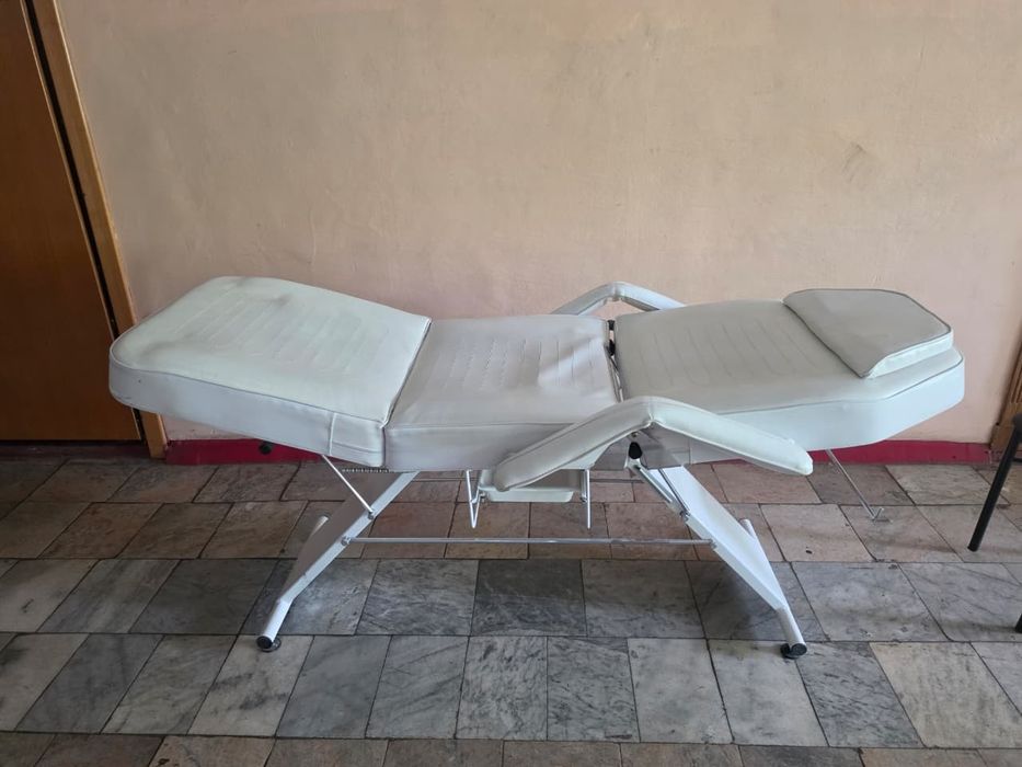 Косметологическая кушетка