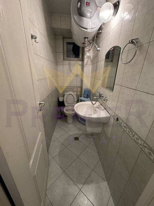 Дава се под наем Двустаен апартамент в Варна, Левски - 40 кв.м за 357 € - Снимка #4