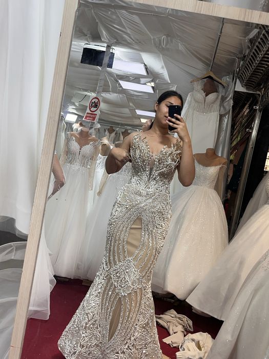 Rochie eleganta cu perle