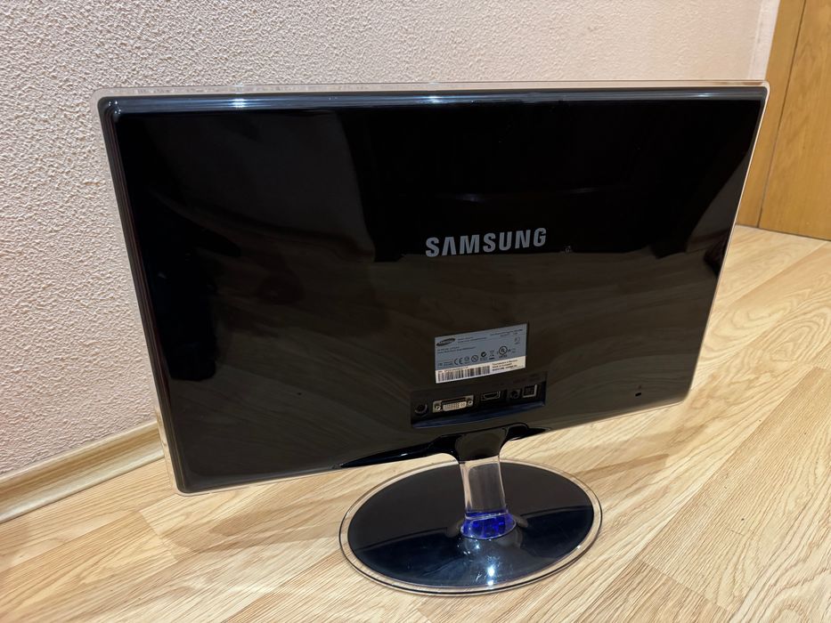 Samsung SyncMaster XL2370 – 23" Full HD монитор в отлично състояние