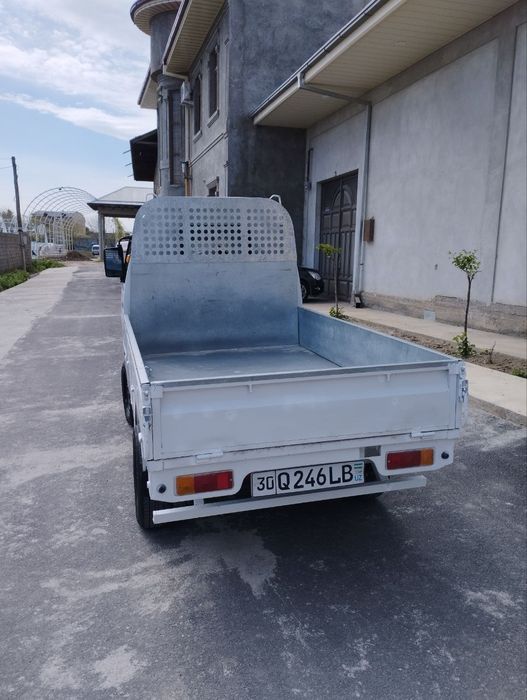 Srochna Labo sotiladi