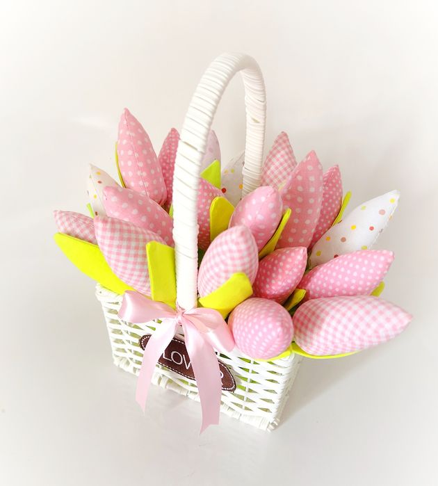 Букет от текстилни лалета