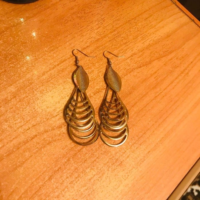 Длинные серьги для праздника