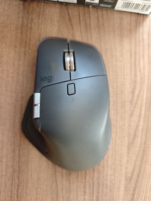 Продам мышку Logitech MX Master 4