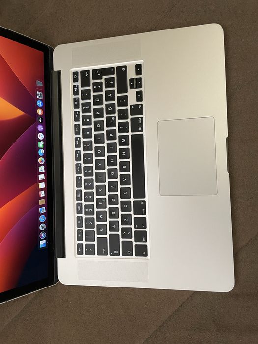 15,4" Core i7 MacBook Pro A1398 (Mid-2014 (IG) -i7/16GB RAM/256GB SSD