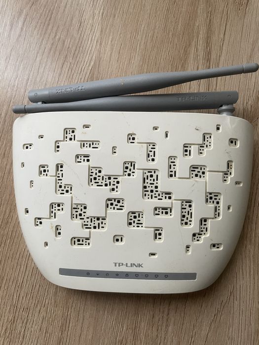 продам роутер tp link