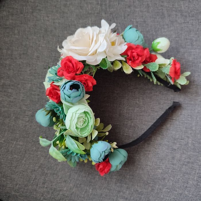 Диадема с цветя уникат