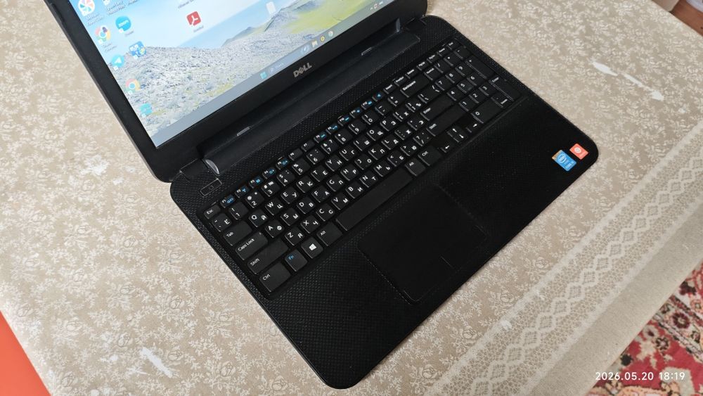 Ноутбук Dell 15" Core i5 (12 ГБ ОЗУ / Быстрый SSD)