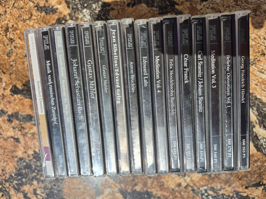 Vând Lot 16 CD cu muzica clasica mixta din colectia PILZ