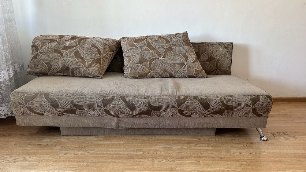 Отдам диван бесплатно