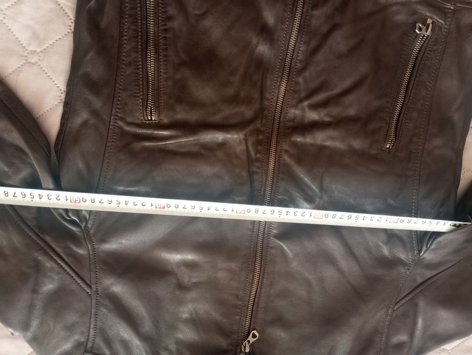 Кожено яке чисто ново!