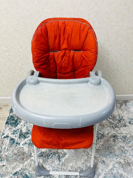 Продам детский столик для кормление