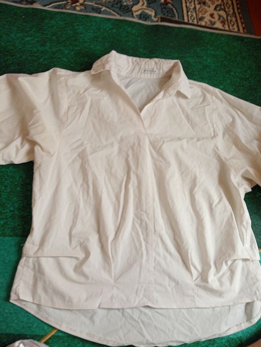Рубашка и кофталар сатылады