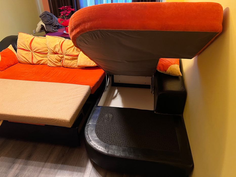 Ъглов диван функция сън
