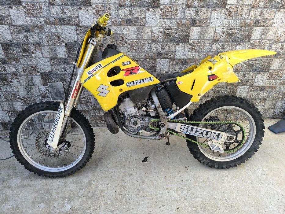 Само на части Suzuki rm 250