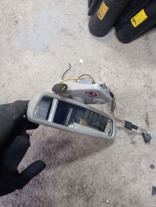 Салоное зеркало Mercedes W220