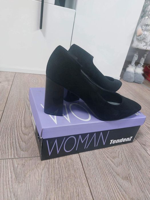 Дамски обувки Tendenz