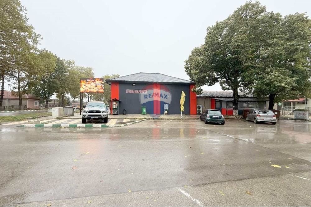 Продава се Магазин в с. Стожер, Област Добрич - 382 кв.м за 1663 €/кв.м - Снимка #3