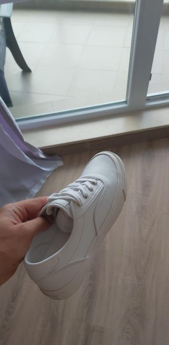 Дамски обувки Guess