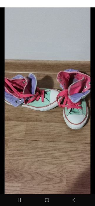 Tenisi  Converse, marime 31. Noi, fara eticheta. Predare Constanț