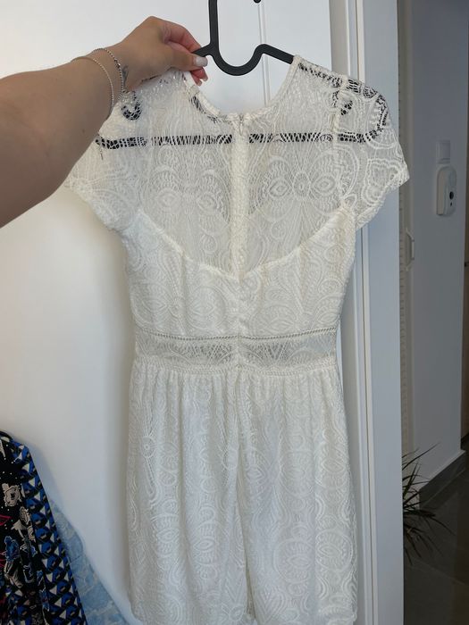 Rochie eleganta si lejera alba