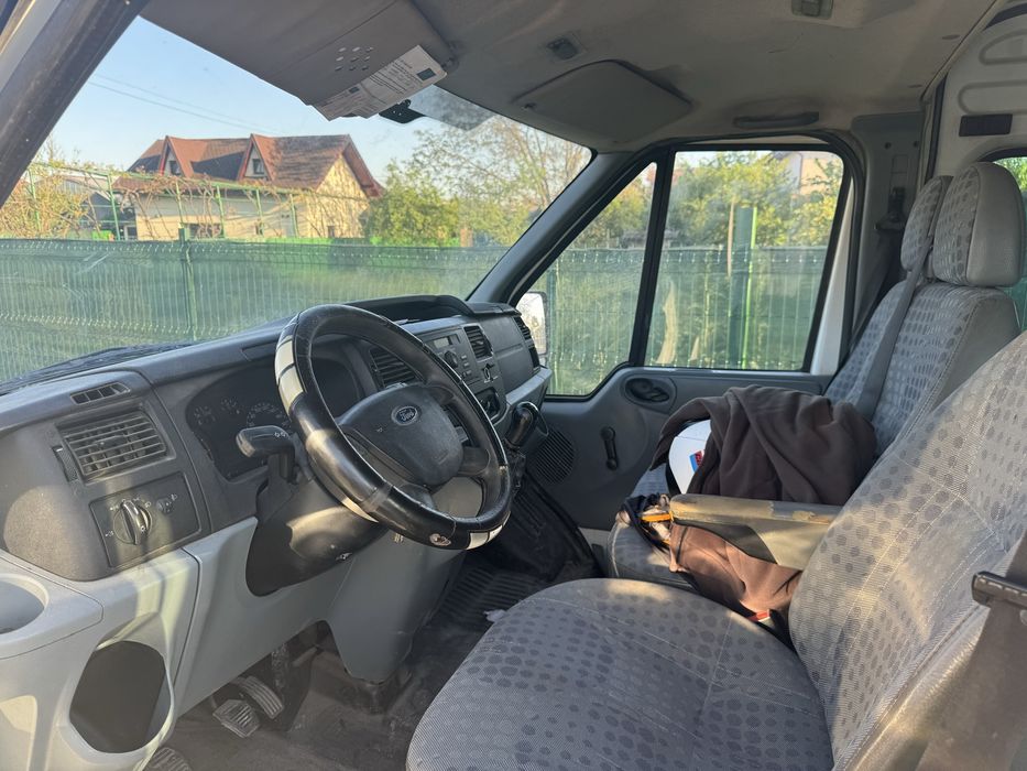 Ford Tranzit XL 6 locuri