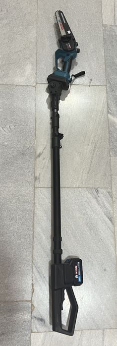 Высоторез-кусторез телескопический аккумляторный