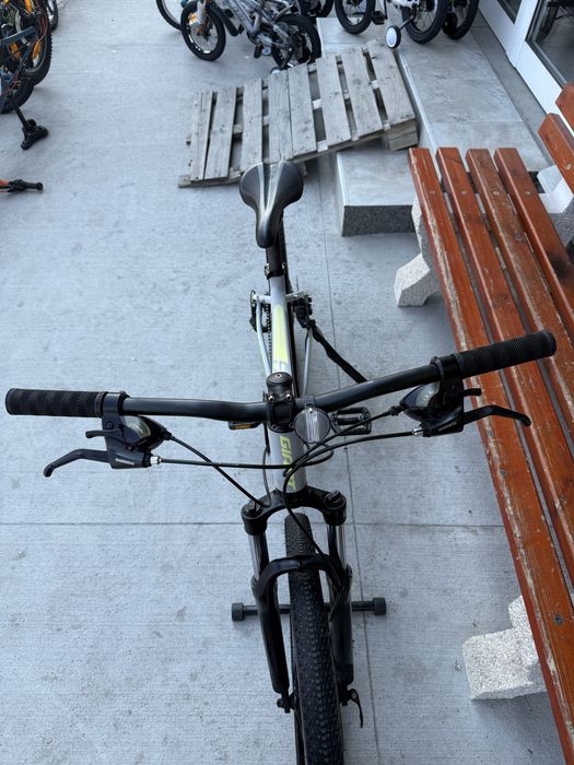 Планински велосипед Giant 27.5/M
