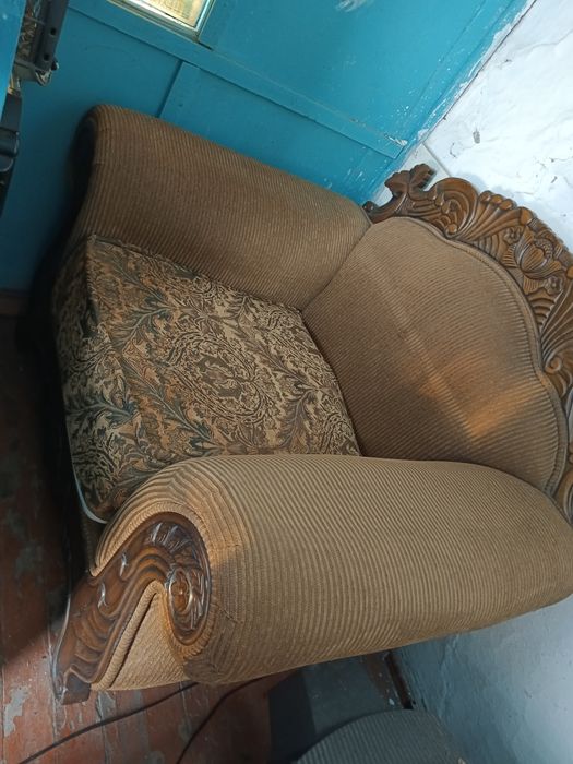 Диван сатылады. Баағасы келісімді