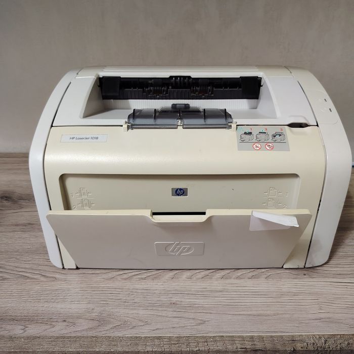 Принтер HP LaserJet 1018