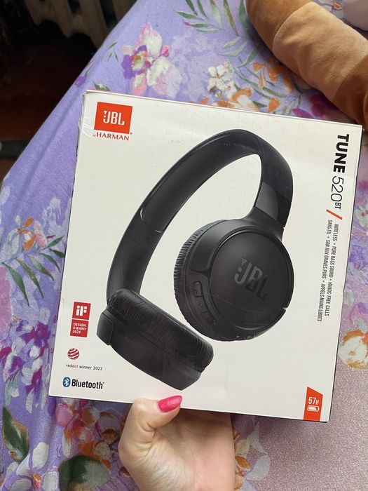 Наушники JBL 520BT