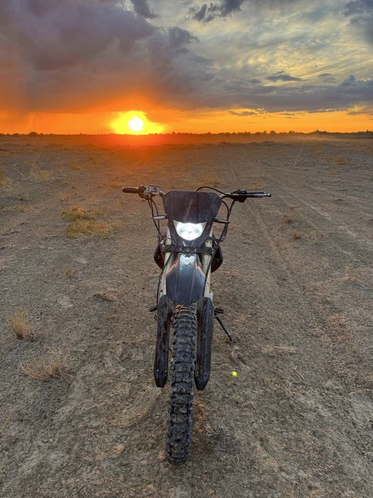 Эндуро 250кубовв