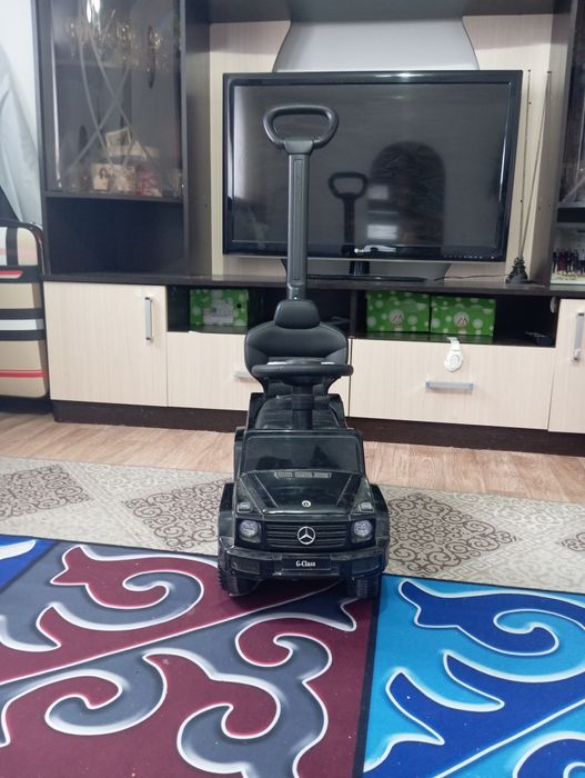 Детская машинка.